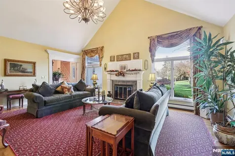 2 Crocker Mansion Drive Mahwah NJ 07430