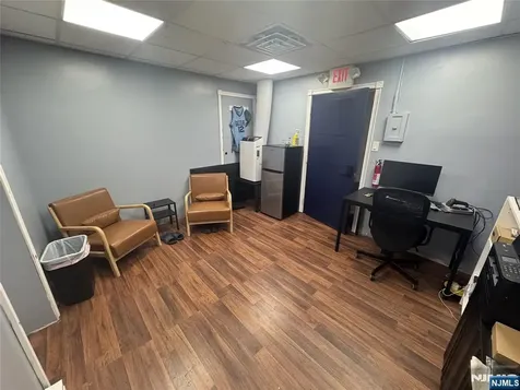 198 Market Street Elmwood Park NJ 07407