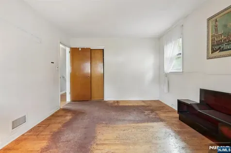 40 Haines Avenue Emerson NJ 07630