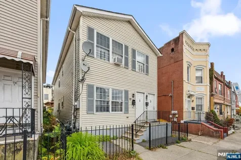 12 Bayview Avenue Jersey City NJ 07305