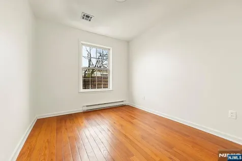 12 Bayview Avenue Jersey City NJ 07305