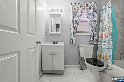 12 Bayview Avenue Jersey City NJ 07305