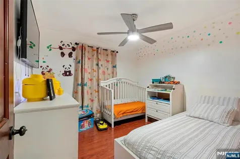 88 Hinchman Avenue Wayne NJ 07470