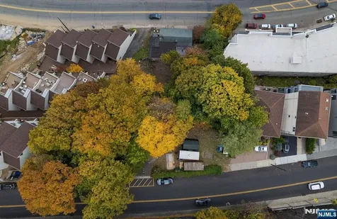 1106-1108 River Road Edgewater NJ 07070