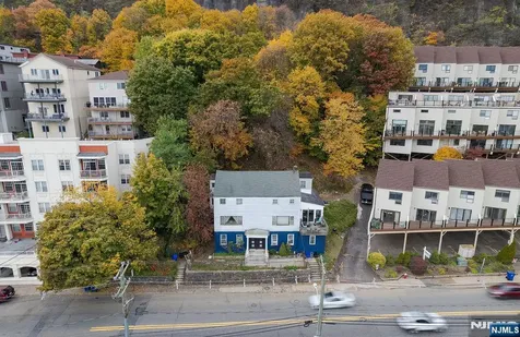 1106-1108 River Road Edgewater NJ 07070