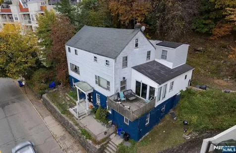 1106-1108 River Road Edgewater NJ 07070