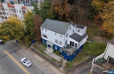 1106-1108 River Road Edgewater NJ 07020