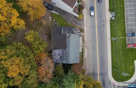 1106-1108 River Road Edgewater NJ 07020