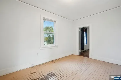 197 Fullerton Avenue Montclair NJ 07042