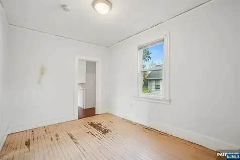 197 Fullerton Avenue Montclair NJ 07042