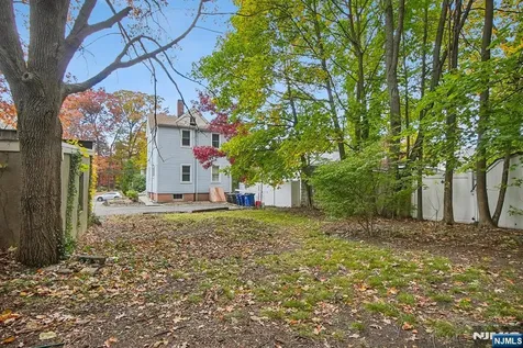197 Fullerton Avenue Montclair NJ 07042