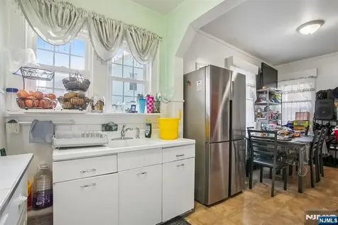 197 Fullerton Avenue Montclair NJ 07042