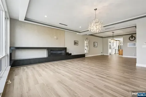 26 Hudson Terrace Edgewater NJ 07020