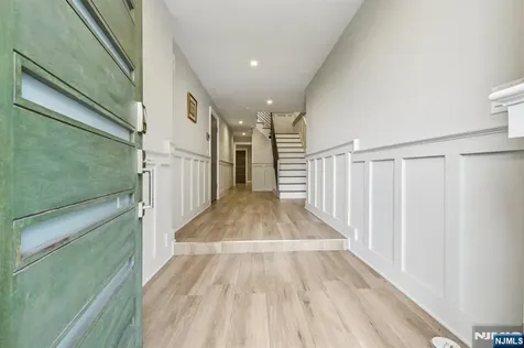 26 Hudson Terrace Edgewater NJ 07020