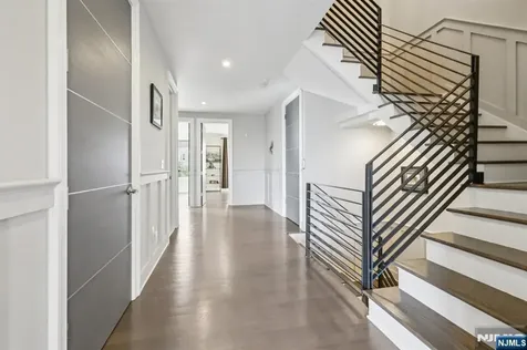 26 Hudson Terrace Edgewater NJ 07020