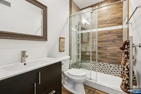 26 Hudson Terrace Edgewater NJ 07020