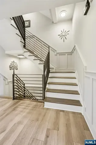 26 Hudson Terrace Edgewater NJ 07020
