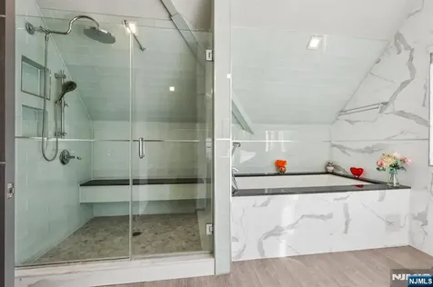 26 Hudson Terrace Edgewater NJ 07020
