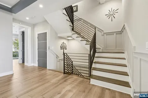 26 Hudson Terrace Edgewater NJ 07020