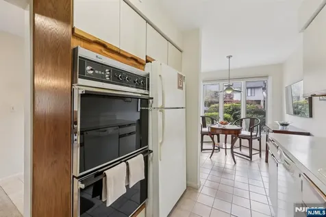 21 Cedar Wood Terrace Woodland Park NJ 07424