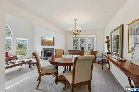 21 Cedar Wood Terrace Woodland Park NJ 07424