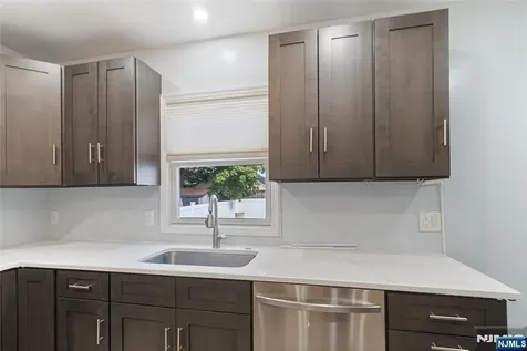 543 Sagamore Avenue Teaneck NJ 07666