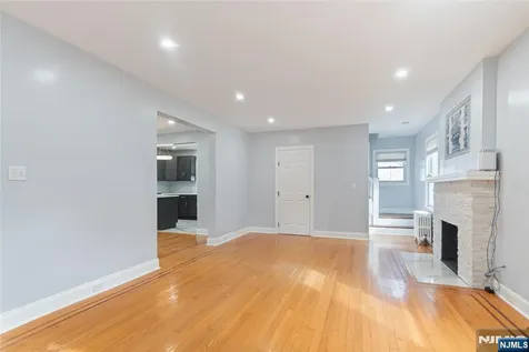543 Sagamore Avenue Teaneck NJ 07666