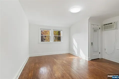 543 Sagamore Avenue Teaneck NJ 07666