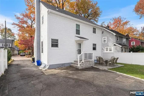 543 Sagamore Avenue Teaneck NJ 07666