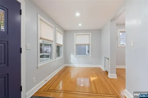 543 Sagamore Avenue Teaneck NJ 07666