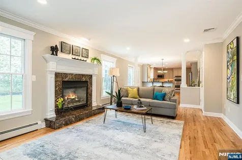 147 Winslow Terrace Glen Rock NJ 07452
