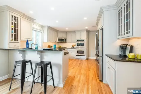 147 Winslow Terrace Glen Rock NJ 07452