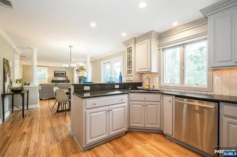 147 Winslow Terrace Glen Rock NJ 07452