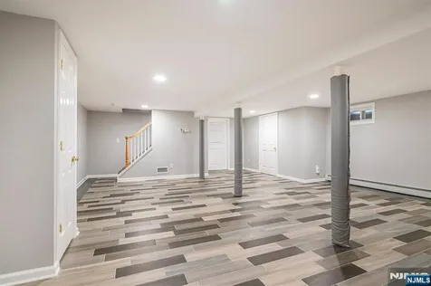 147 Winslow Terrace Glen Rock NJ 07452