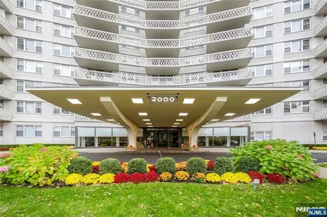 2000 Linwood Avenue Fort Lee NJ 07024