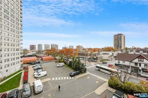2000 Linwood Avenue Fort Lee NJ 07024