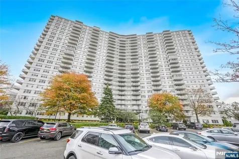 2000 Linwood Avenue Fort Lee NJ 07024