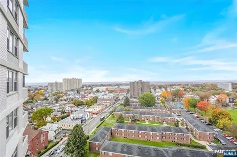 2000 Linwood Avenue Fort Lee NJ 07024