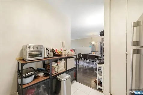 2000 Linwood Avenue Fort Lee NJ 07024