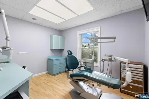 197 Washington Avenue Bergenfield NJ 07621