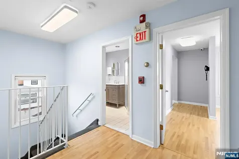 197 Washington Avenue Bergenfield NJ 07621