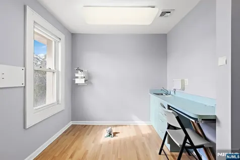 197 Washington Avenue Bergenfield NJ 07621
