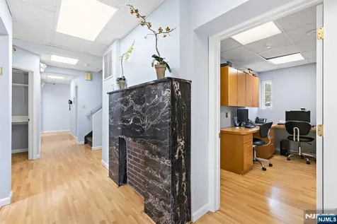 197 Washington Avenue Bergenfield NJ 07621