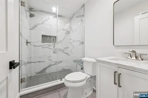 92 Benton Road Paramus NJ 07652