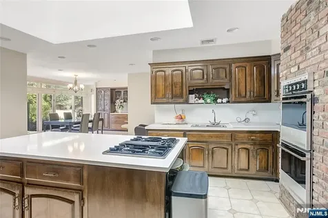 132 Chestnut Ridge Road Saddle River NJ 07458