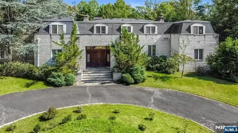 132 Chestnut Ridge Road Saddle River NJ 07458