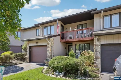 22 Cedarwood Terrace Woodland Park NJ 07424