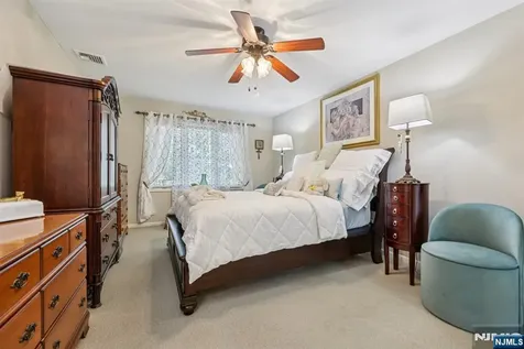 22 Cedarwood Terrace Woodland Park NJ 07424