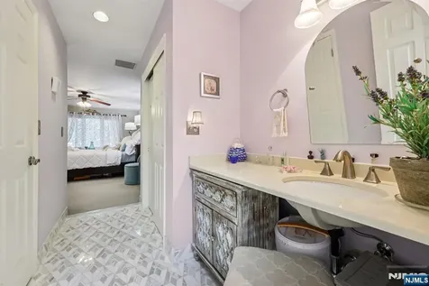 22 Cedarwood Terrace Woodland Park NJ 07424