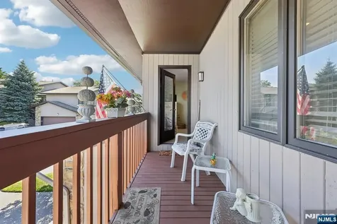 22 Cedarwood Terrace Woodland Park NJ 07424